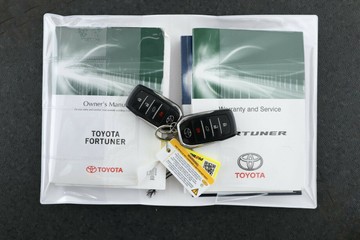 https://vehicle-cdn.autoleague.cloud/30351_61036932_35.jpg
