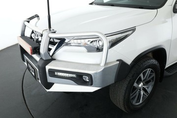 https://vehicle-cdn.autoleague.cloud/30351_61036932_9.jpg