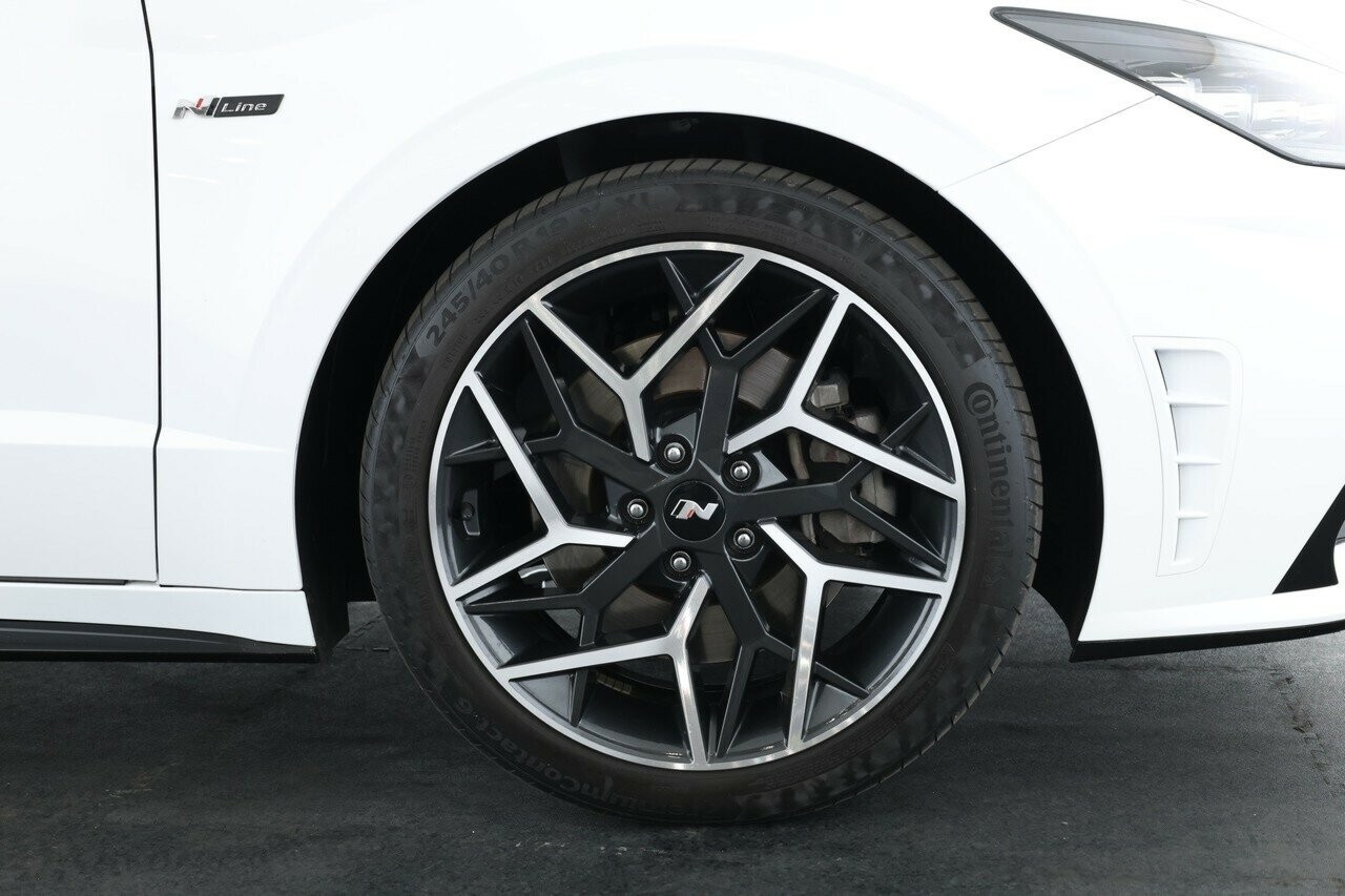 Hyundai Sonata image 3