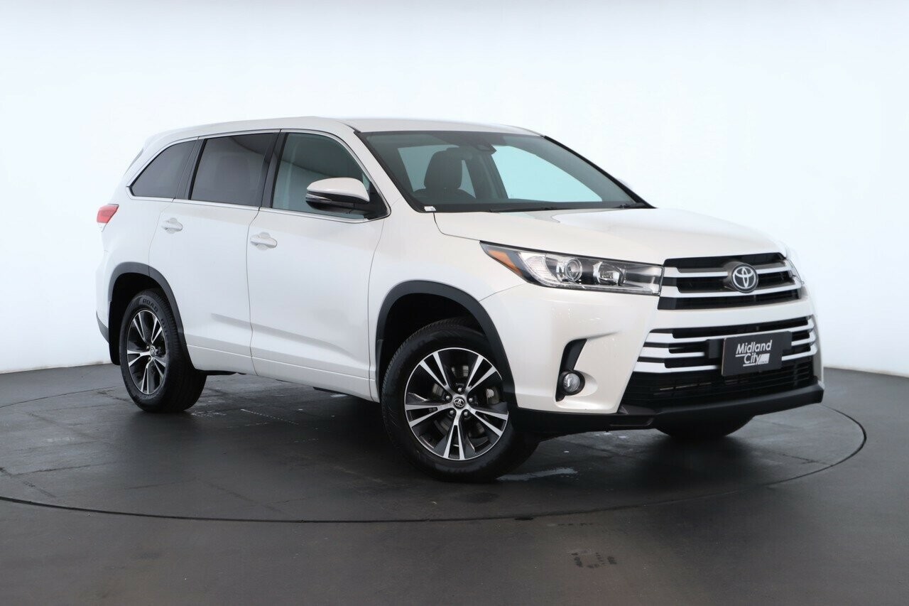 Toyota Kluger image 1