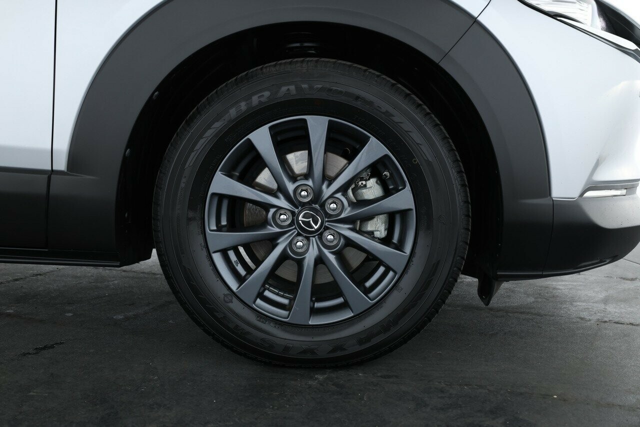 Mazda Cx-30 image 3