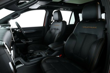 https://vehicle-cdn.autoleague.cloud/30351_61037133_28.jpg
