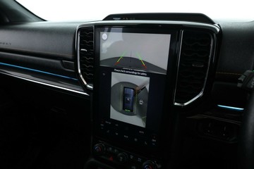 https://vehicle-cdn.autoleague.cloud/30351_61037133_34.jpg
