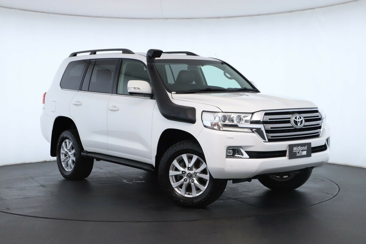 Toyota Landcruiser image 1