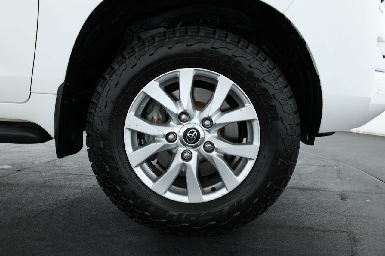 Toyota Landcruiser image 3