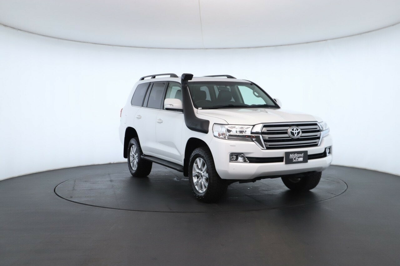Toyota Landcruiser image 4