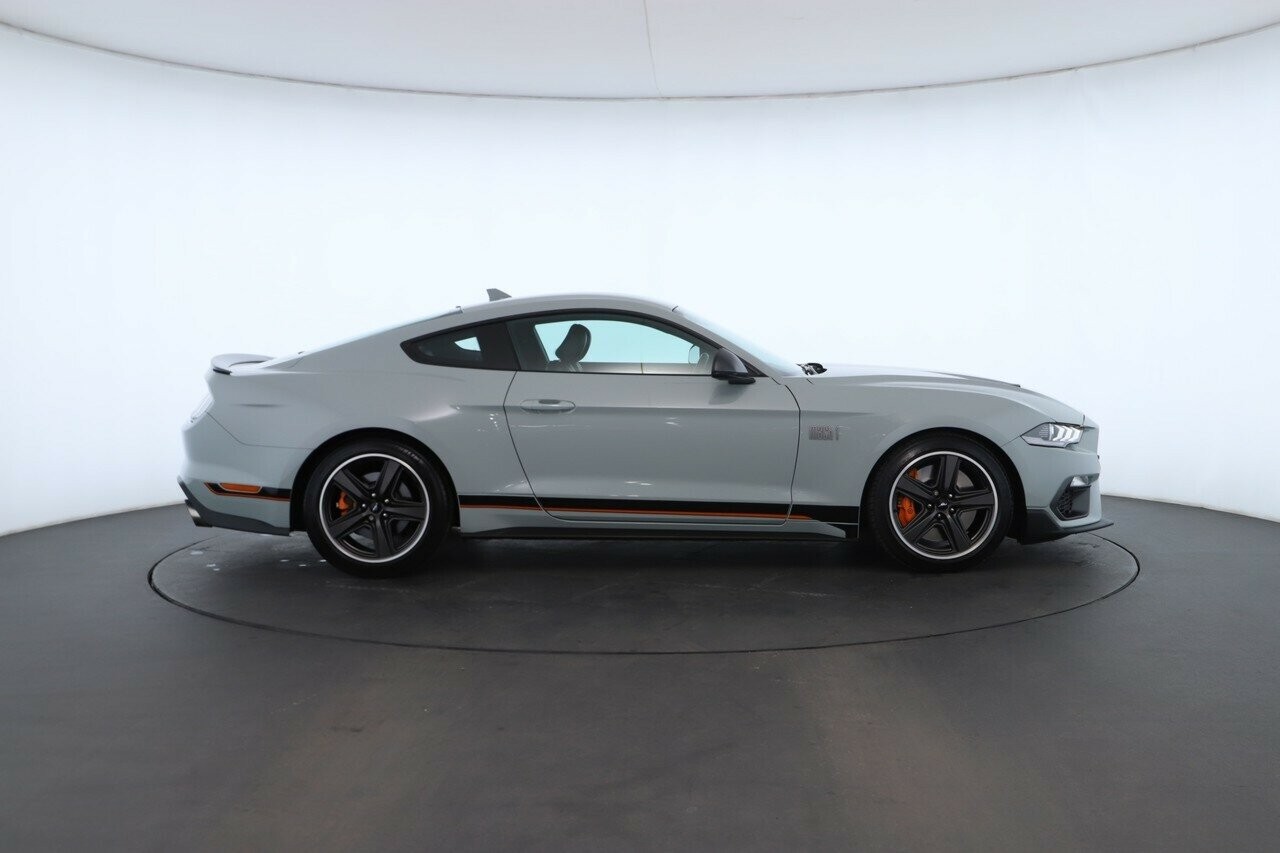 Ford Mustang image 2