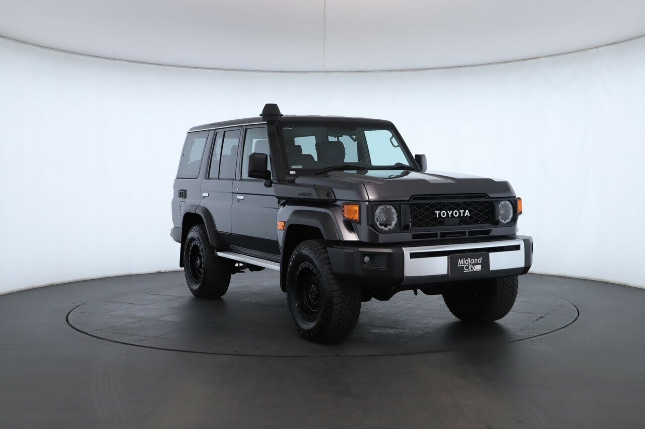 Toyota Landcruiser image 4