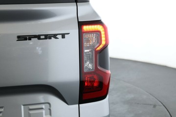 https://vehicle-cdn.autoleague.cloud/30351_61037220_15.jpg