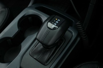 https://vehicle-cdn.autoleague.cloud/30351_61037220_27.jpg