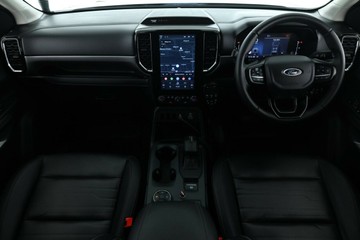 https://vehicle-cdn.autoleague.cloud/30351_61037220_35.jpg