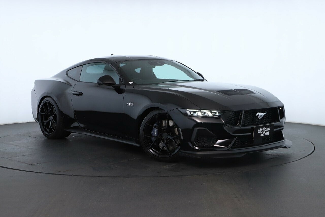 Ford Mustang image 1