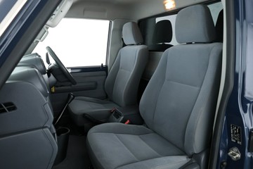 https://vehicle-cdn.autoleague.cloud/30351_61037265_26.jpg