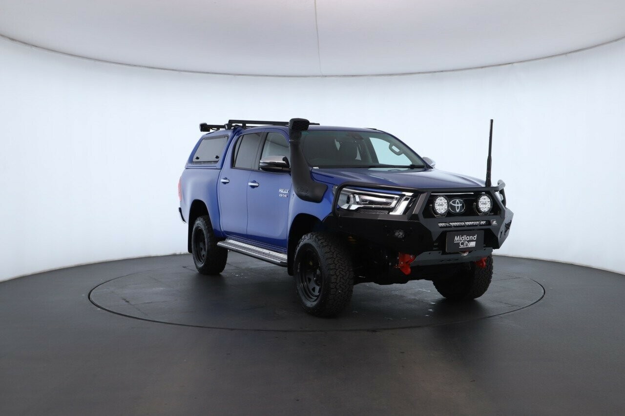 Toyota Hilux image 4
