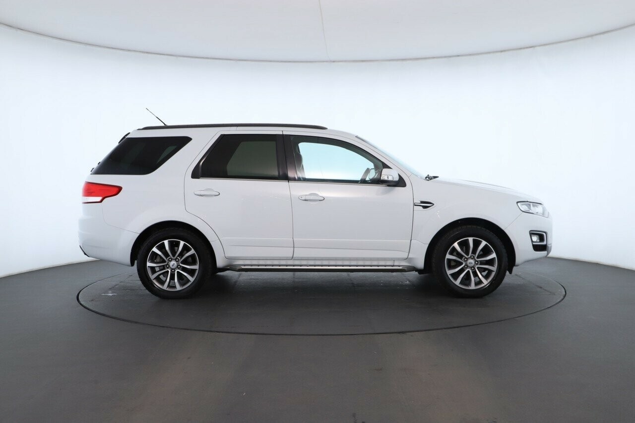 Ford Territory image 2