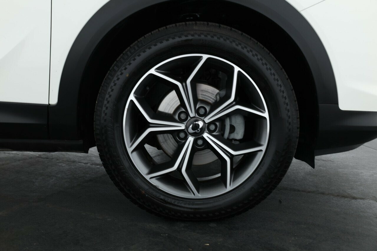 Ssangyong Korando image 3