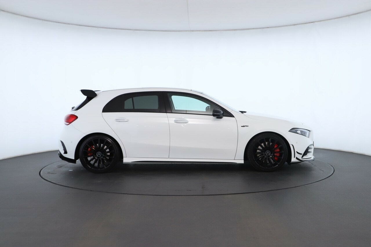 Mercedes Benz A-class image 2