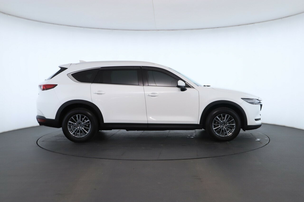 Mazda Cx-8 image 2