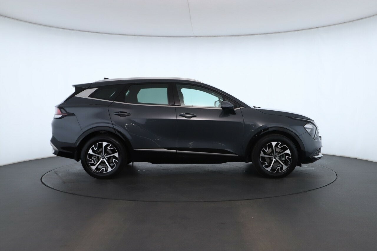 Kia Sportage image 2