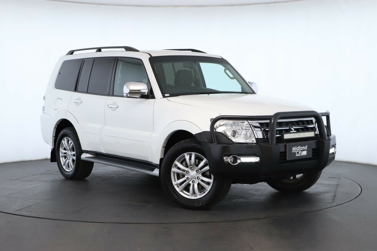 Mitsubishi Pajero image 1