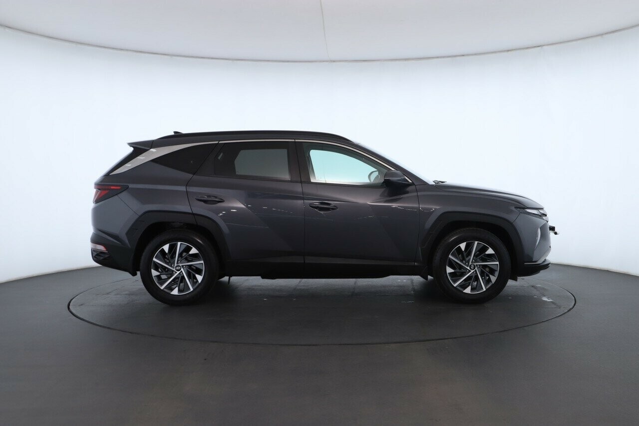 Hyundai Tucson image 2