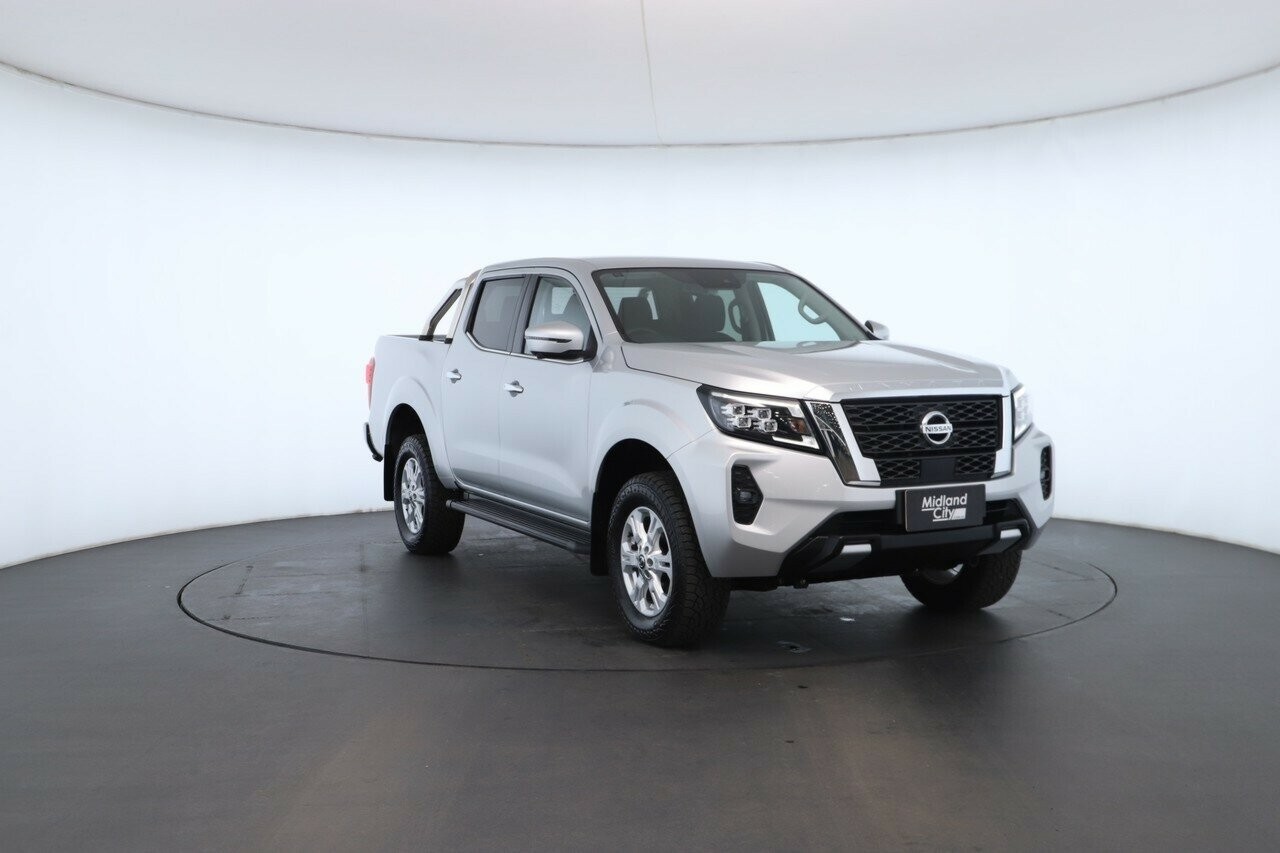 Nissan Navara image 4