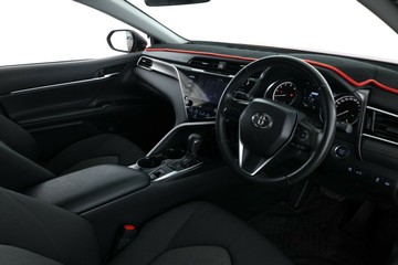 https://vehicle-cdn.autoleague.cloud/30351_61037601_18.jpg