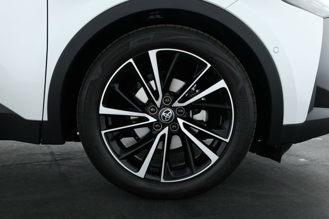 Toyota C-hr image 3