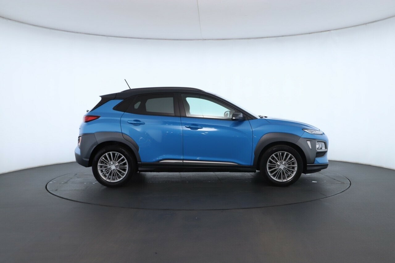 Hyundai Kona image 2