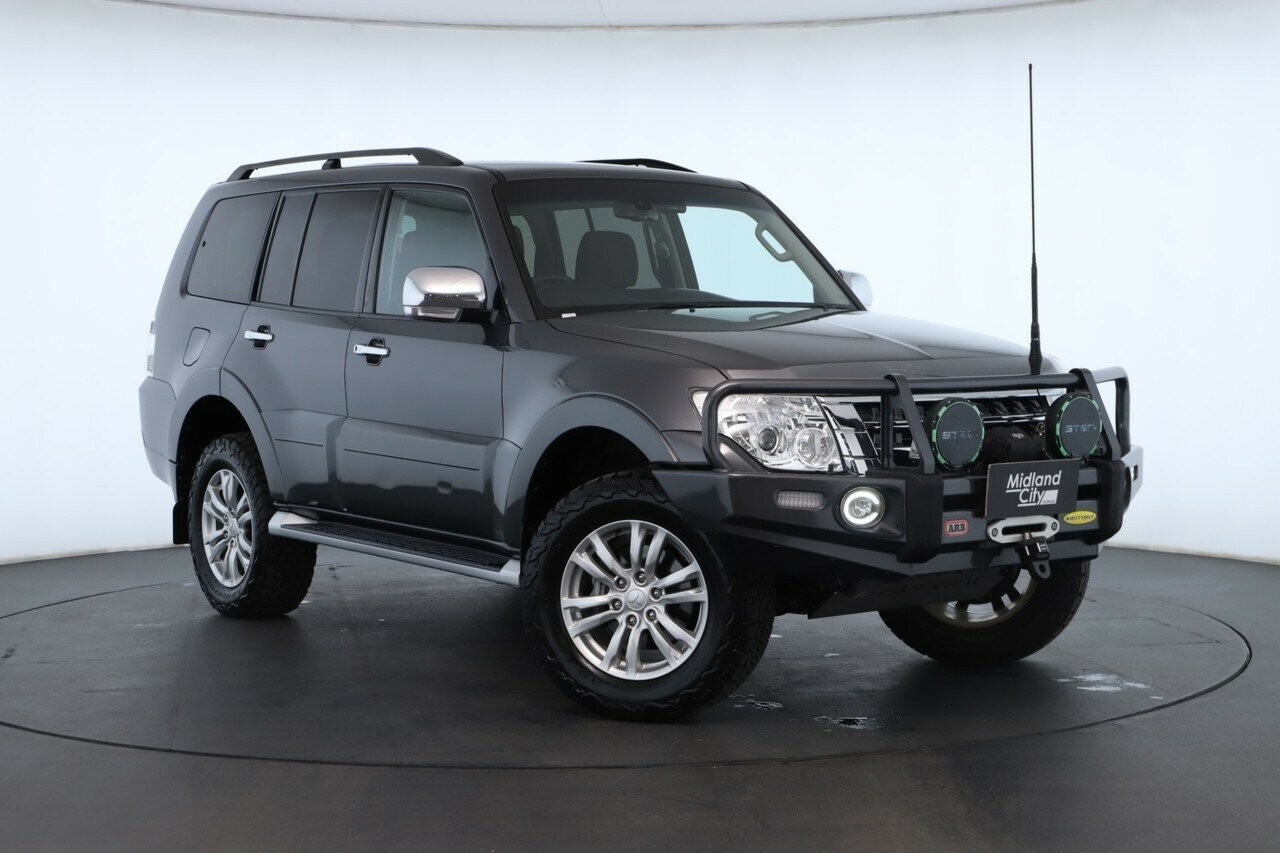 Mitsubishi Pajero image 1