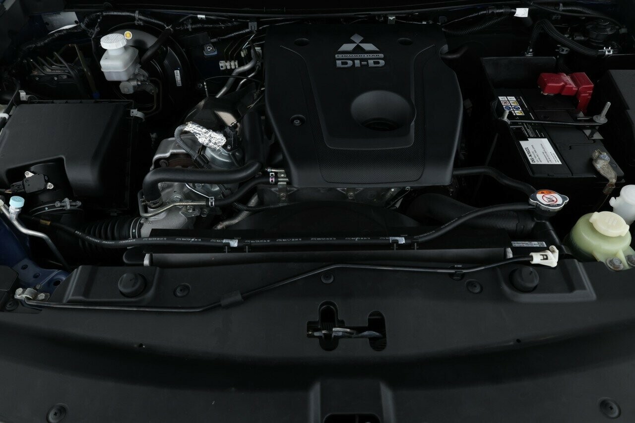 Mitsubishi Triton image 4