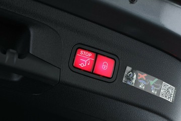 https://vehicle-cdn.autoleague.cloud/30351_61037875_15.jpg