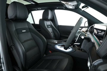 https://vehicle-cdn.autoleague.cloud/30351_61037875_18.jpg