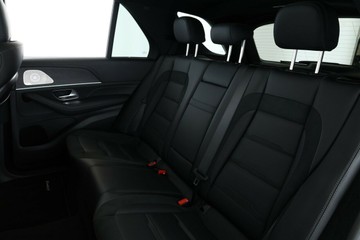 https://vehicle-cdn.autoleague.cloud/30351_61037875_33.jpg