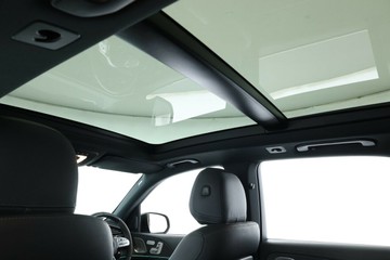 https://vehicle-cdn.autoleague.cloud/30351_61037875_34.jpg
