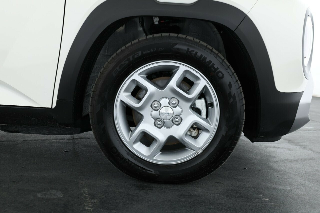 Hyundai Inster image 3
