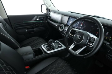 https://vehicle-cdn.autoleague.cloud/30351_61037897_11.jpg