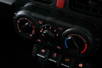 https://vehicle-cdn.autoleague.cloud/30351_61037926_24.jpg