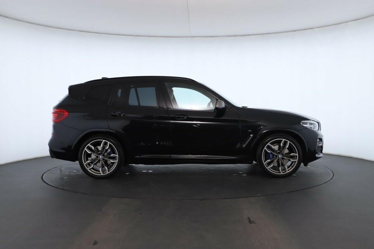 BMW X3 image 2
