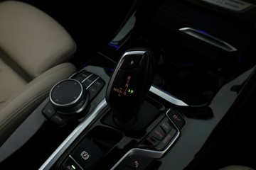 https://vehicle-cdn.autoleague.cloud/30351_61037981_29.jpg