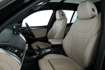 https://vehicle-cdn.autoleague.cloud/30351_61037981_33.jpg