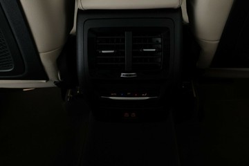 https://vehicle-cdn.autoleague.cloud/30351_61037981_37.jpg