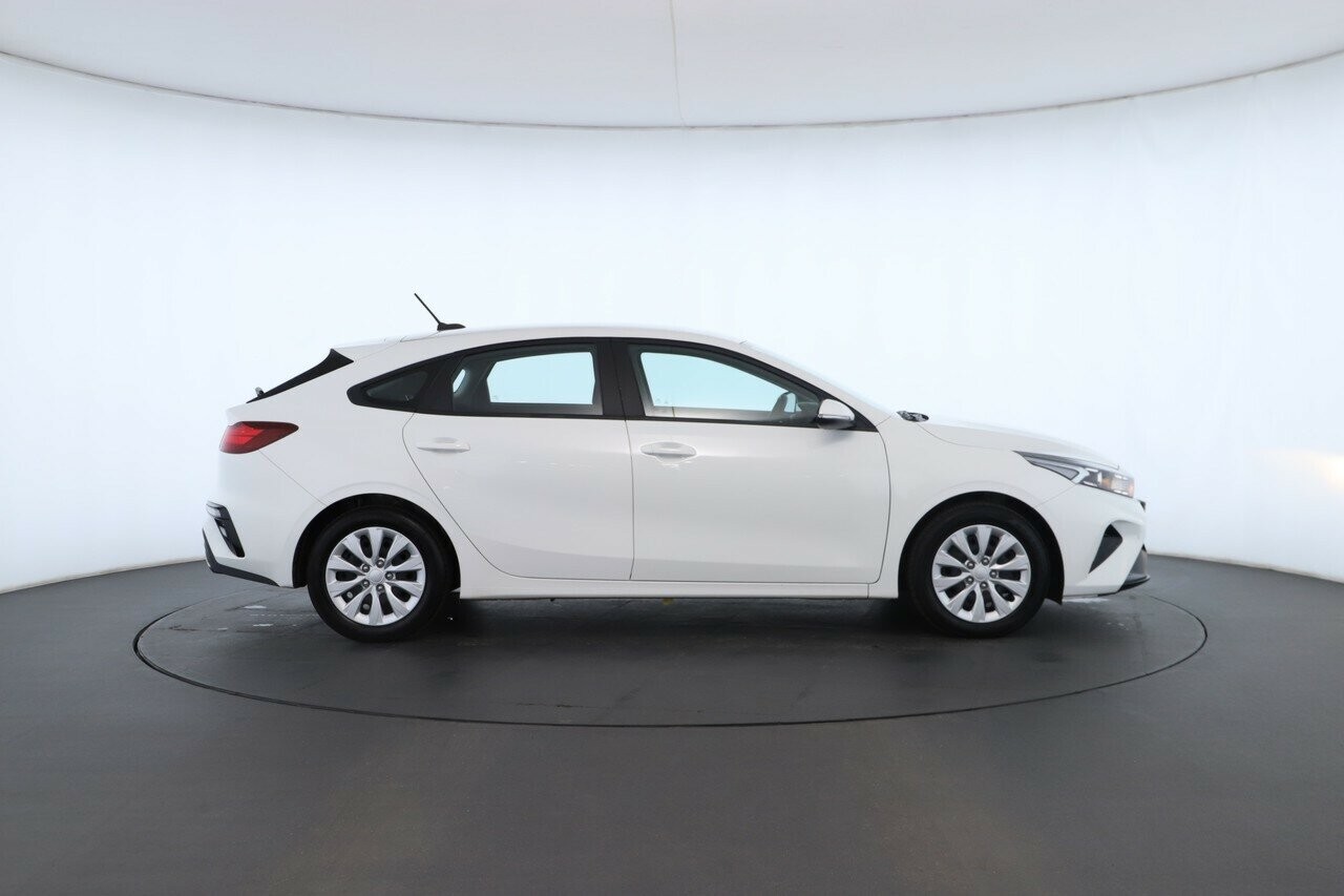 Kia Cerato image 2