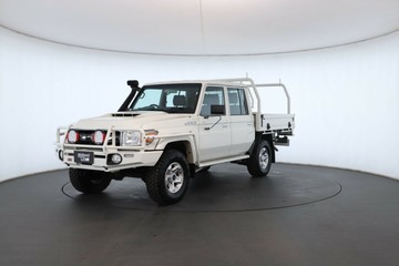 https://vehicle-cdn.autoleague.cloud/30351_61038082_11.jpg