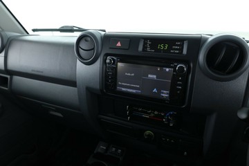 https://vehicle-cdn.autoleague.cloud/30351_61038082_23.jpg