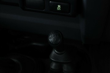 https://vehicle-cdn.autoleague.cloud/30351_61038082_27.jpg