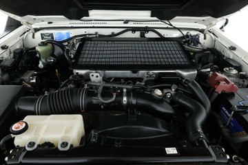 https://vehicle-cdn.autoleague.cloud/30351_61038082_7.jpg