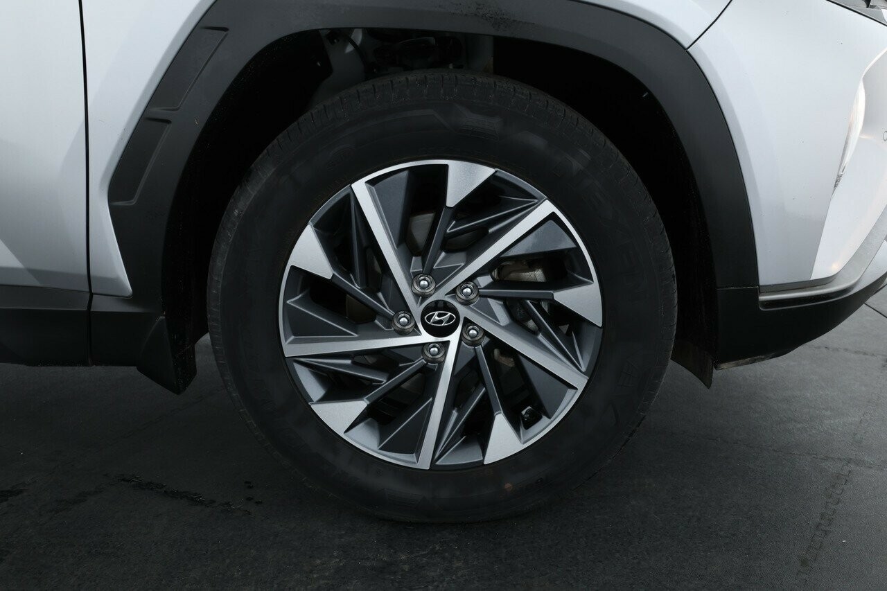 Hyundai Tucson image 3
