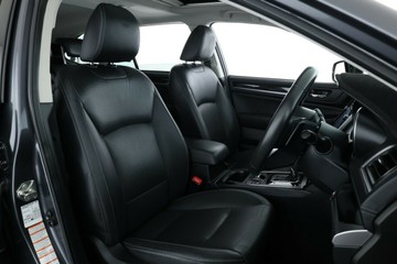 https://vehicle-cdn.autoleague.cloud/30351_61038233_12.jpg