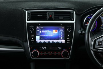 https://vehicle-cdn.autoleague.cloud/30351_61038233_17.jpg